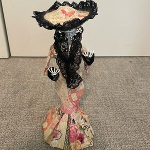 Catrina - Dia de Muertos 10” paper mache